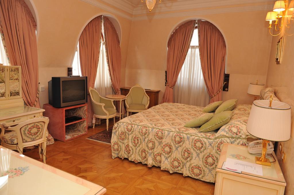 Villa Jelena Beograd Rom bilde
